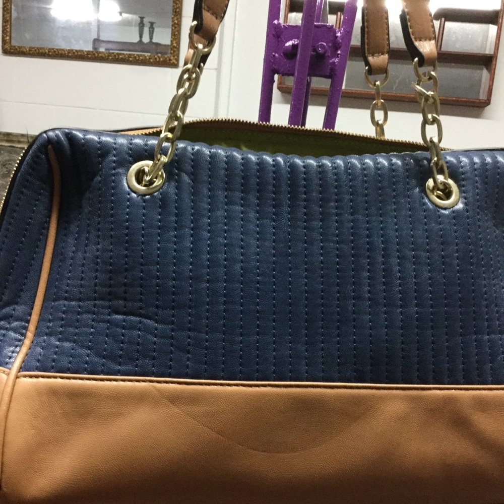 Anne Klein - Picture 6 of 8